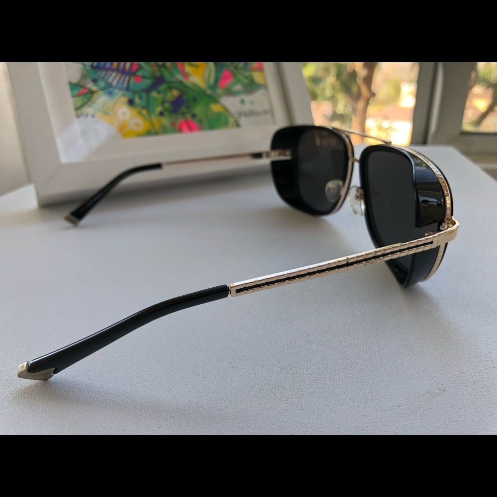 Unisex Sunglasses - Picture 4 of 7
